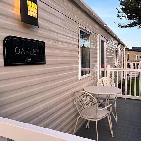 Newquay Bay Resort - Spacious - Sleeps 6 - Close To Porth Beach Bagian luar foto