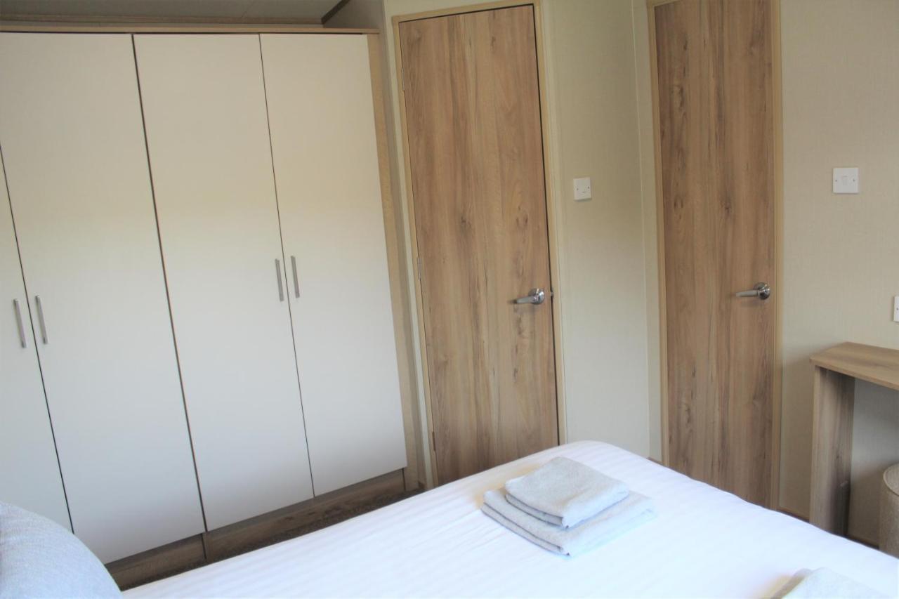 Newquay Bay Resort - Spacious - Sleeps 6 - Close To Porth Beach Bagian luar foto