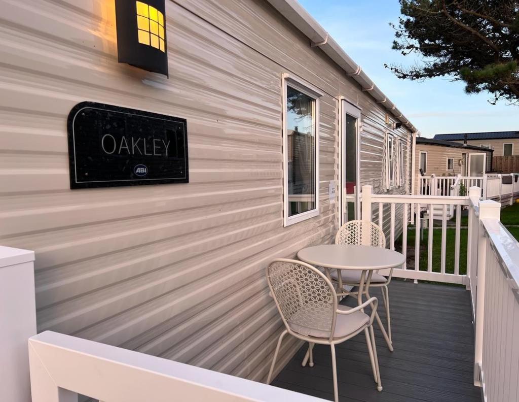 Newquay Bay Resort - Spacious - Sleeps 6 - Close To Porth Beach Bagian luar foto